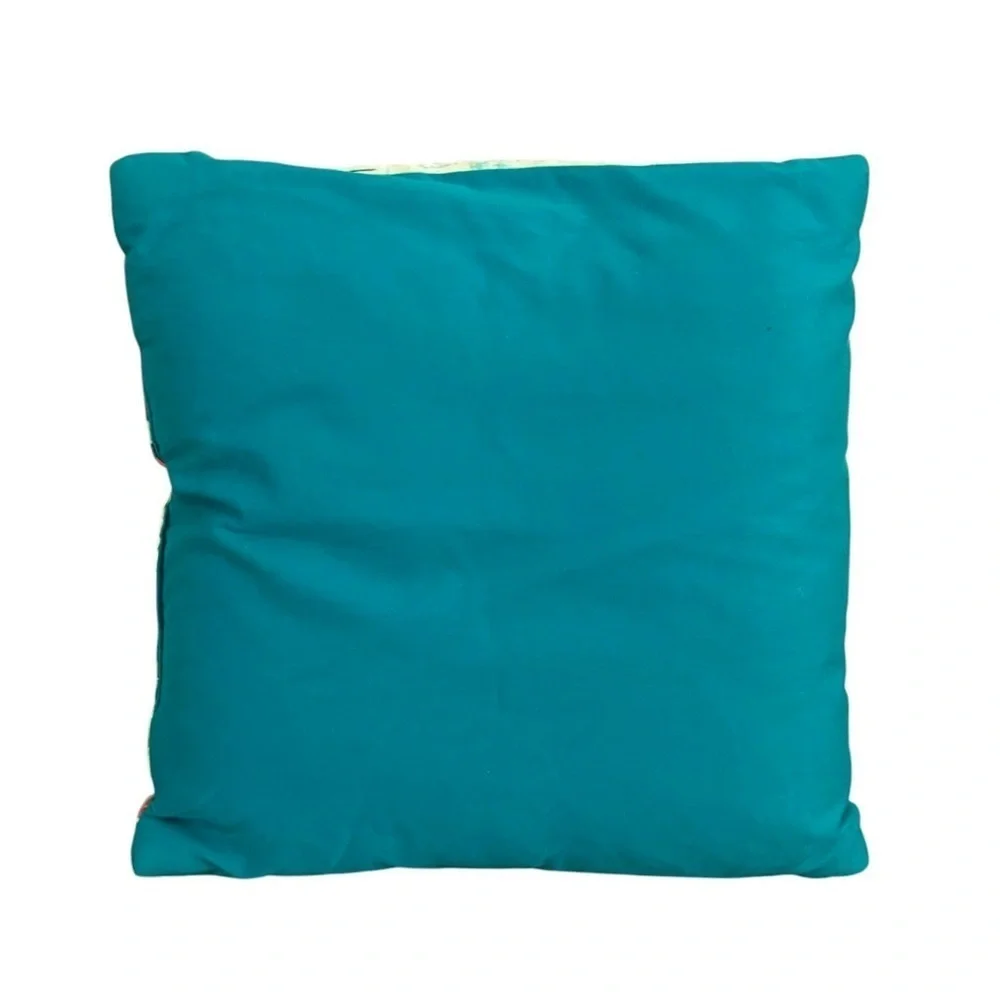 N/A modern throw
